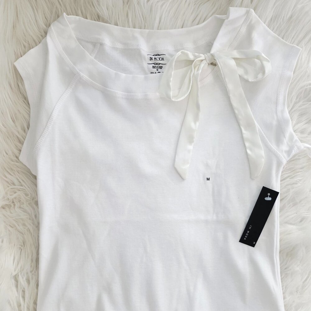 NWT Women's In Moda Half-Sleeve Blouse with Satin Ribbon, M